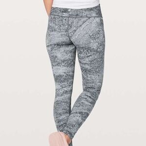 Lululemon Wunder Under Low-Rise Tight Full-On Luxtreme 28" Area Ice Grey Size 4